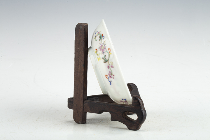 古玩陶瓷清光緒·粉彩雙龍戲珠紋小盤拍賣，當前價格2472元