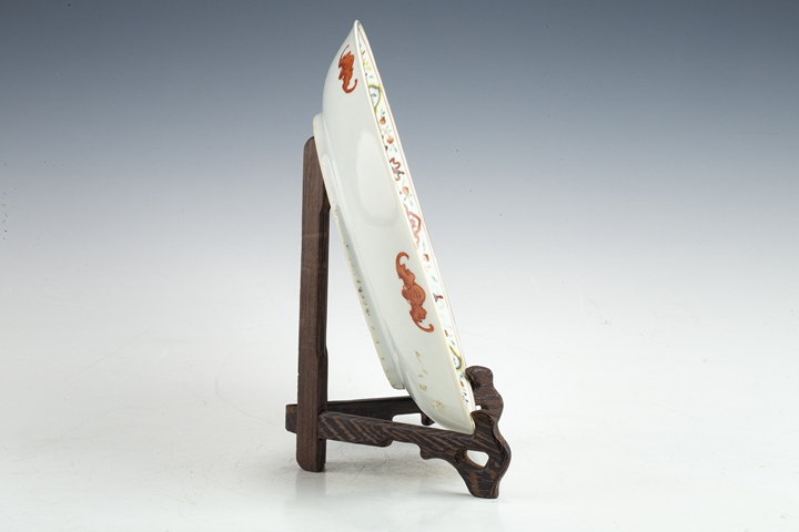 古玩陶瓷清晚·粉彩龍鳳紋盤拍賣，當前價格378元