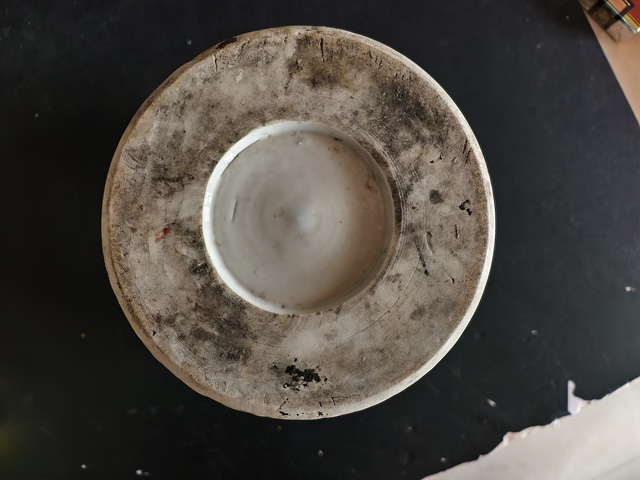 古玩陶瓷白釉筆筒真品鑒賞圖