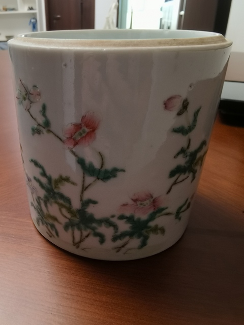 古玩陶瓷粉彩花卉紋蓋缸真品鑒賞圖