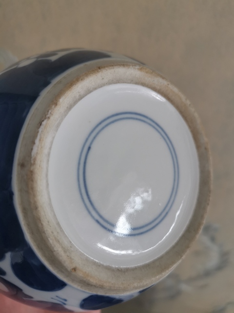 古玩陶瓷青花梅花紋蓋罐真品鑒賞圖