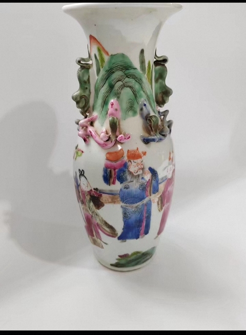 古玩陶瓷清晚期粉彩群仙祝壽花瓶真品鑒賞圖