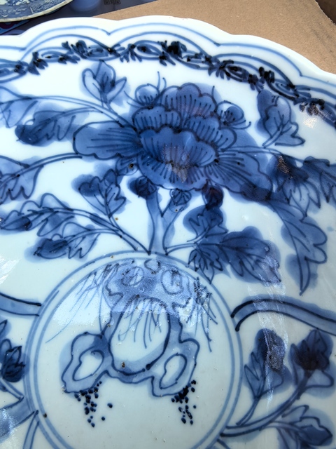 古玩陶瓷青花蓮瓣碗真品鑒賞圖