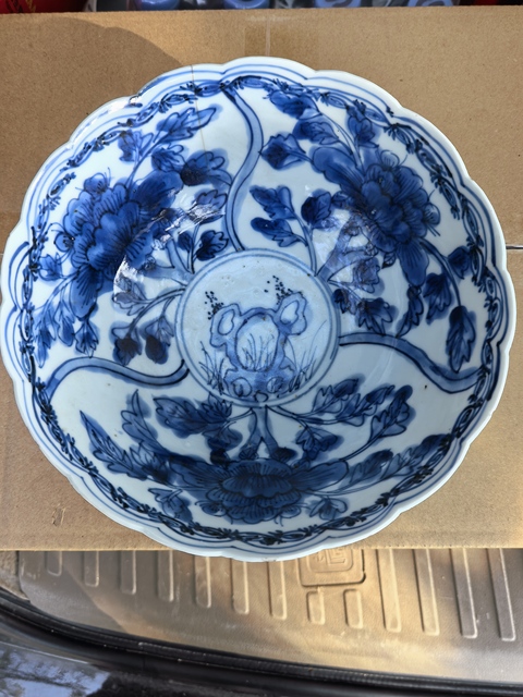 古玩陶瓷青花蓮瓣碗真品鑒賞圖