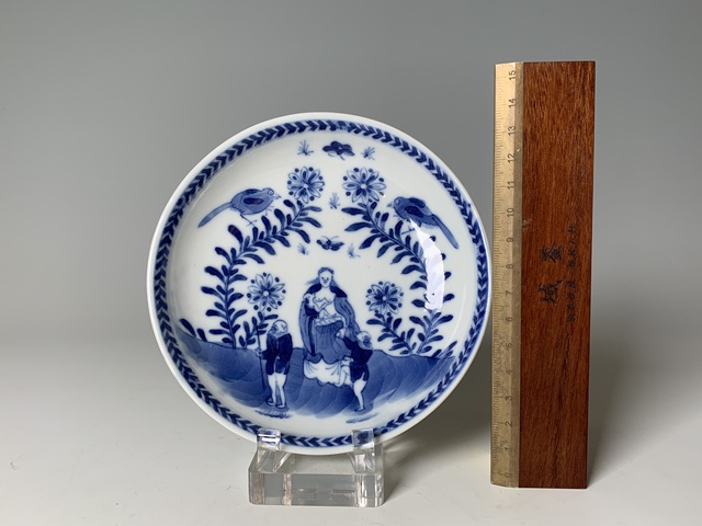 古玩陶瓷清中早期·青花圣母圖紋盤拍賣，當(dāng)前價(jià)格1504元