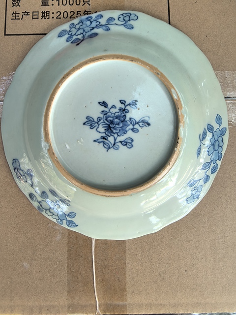 古玩陶瓷青花盤真品鑒賞圖