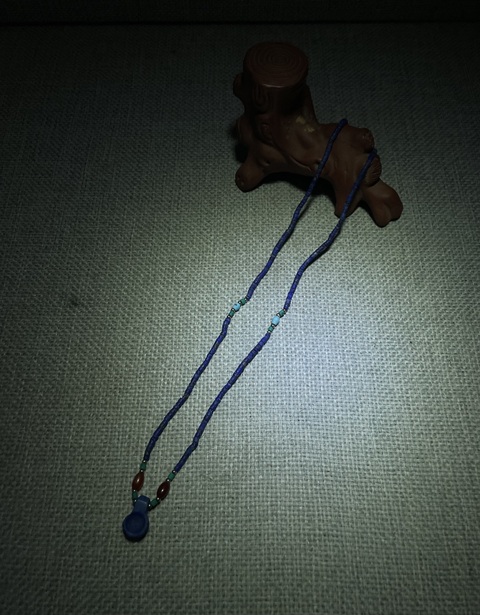 古玩玉器清代.青金石項(xiàng)鏈拍賣(mài)，當(dāng)前價(jià)格0元