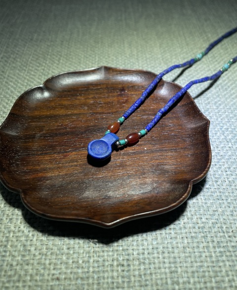 古玩玉器清代.青金石項(xiàng)鏈拍賣(mài)，當(dāng)前價(jià)格0元