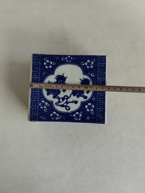 古玩陶瓷獅紋青花書擋真品鑒賞圖