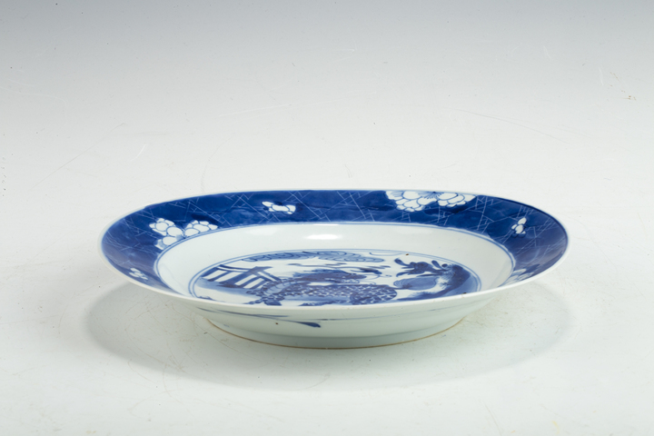 古玩陶瓷清康熙·青花麒麟紋折沿盤拍賣，當前價格0元