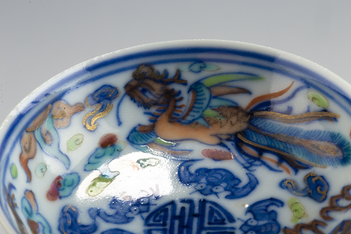 古玩陶瓷清晚·青花加彩龍鳳紋筆舔一對拍賣，當前價格388元