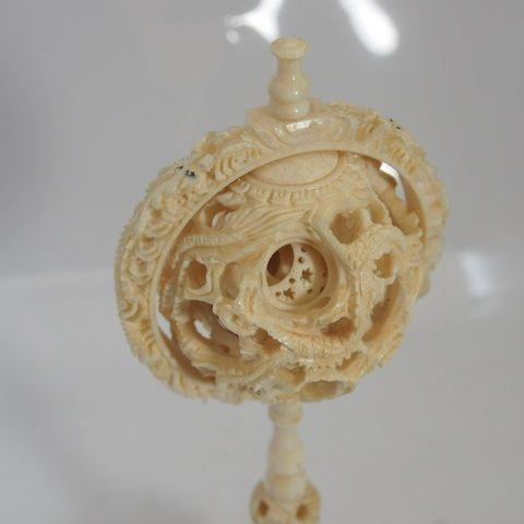 古玩雜項牙雕套球真品鑒賞圖