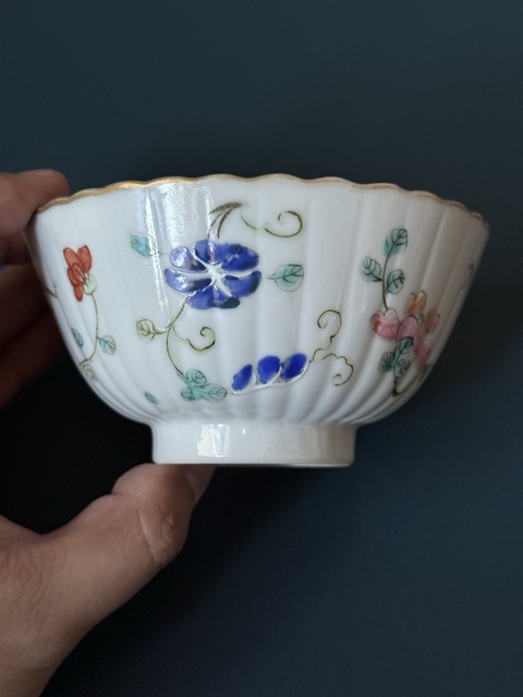 古玩陶瓷飛黃騰達(dá)粉彩碗真品鑒賞圖