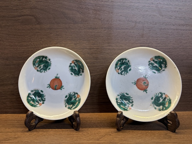 古玩陶瓷同治綠龍紋盤真品鑒賞圖