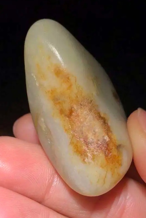 古玩玉器和田玉籽料原石真品鑒賞圖