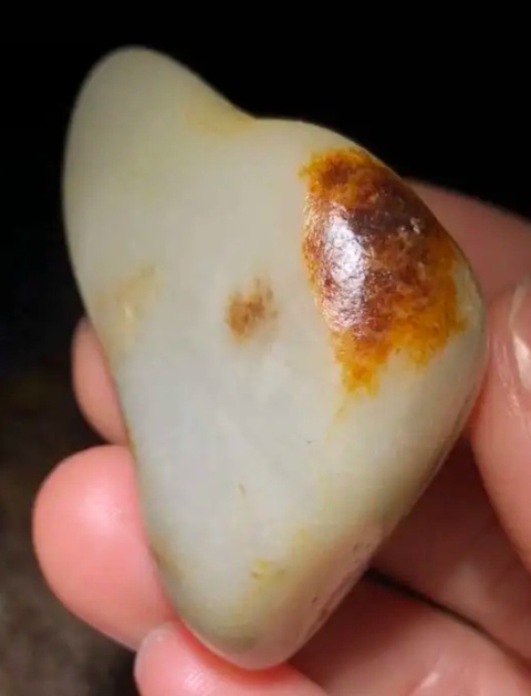 古玩玉器和田玉籽料原石真品鑒賞圖