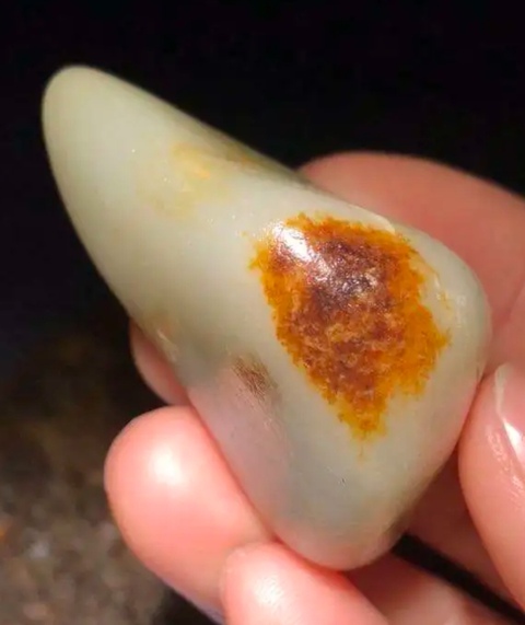 古玩玉器和田玉籽料原石真品鑒賞圖