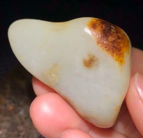 古玩玉器和田玉籽料原石真品鑒賞圖