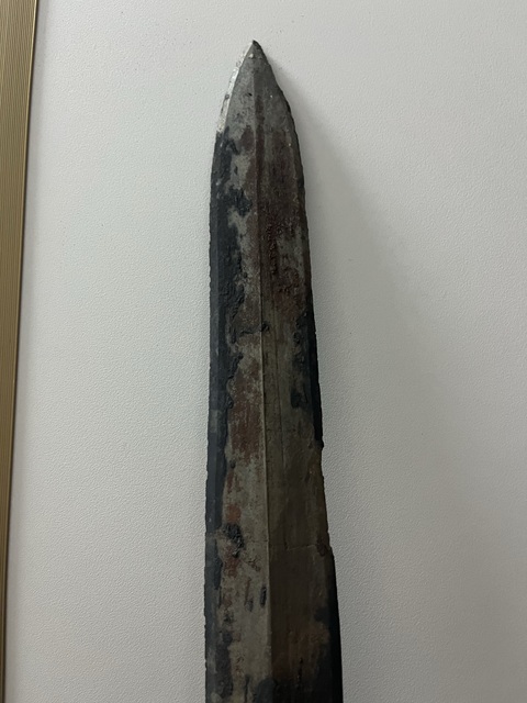 古玩銅器戰(zhàn)國青銅劍真品鑒賞圖