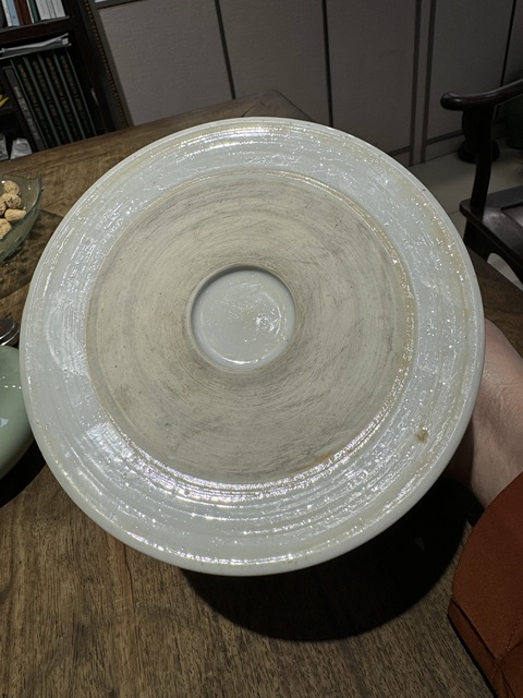 古玩陶瓷瑞獸山水花卉紋五彩筆筒真品鑒賞圖