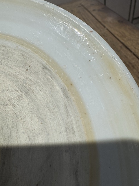 古玩陶瓷瑞獸山水花卉紋五彩筆筒真品鑒賞圖