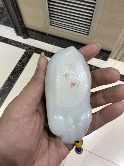 古玩玉器白玉臥馬真品鑒賞圖