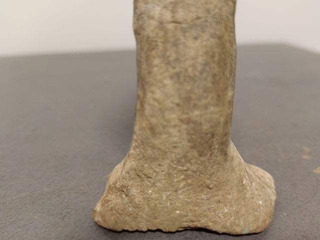 古玩陶瓷灰陶彩繪人物俑真品鑒賞圖