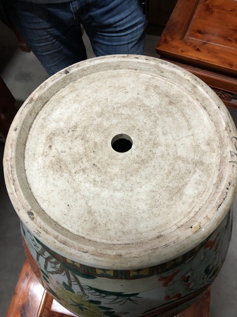 古玩陶瓷民國至創匯 五彩孔雀牡丹紋蓋罐真品鑒賞圖