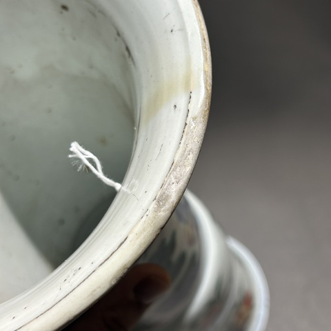 古玩陶瓷青花五彩人物紋花觚真品鑒賞圖