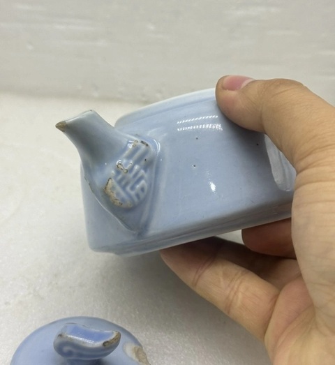 古玩陶瓷天藍(lán)釉勝利壺真品鑒賞圖