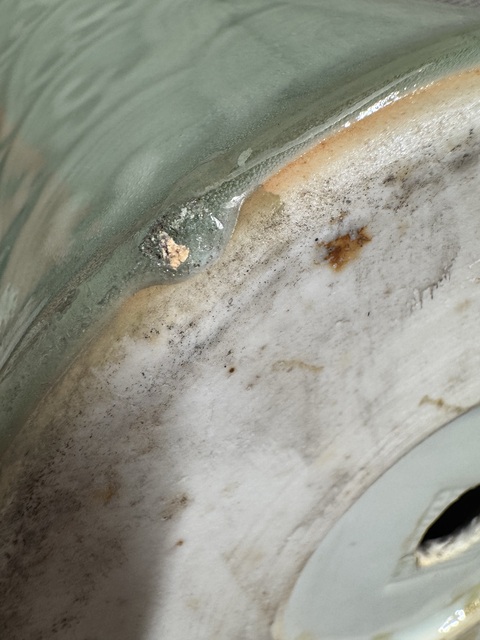 古玩陶瓷青釉瑞獸梅瓶真品鑒賞圖