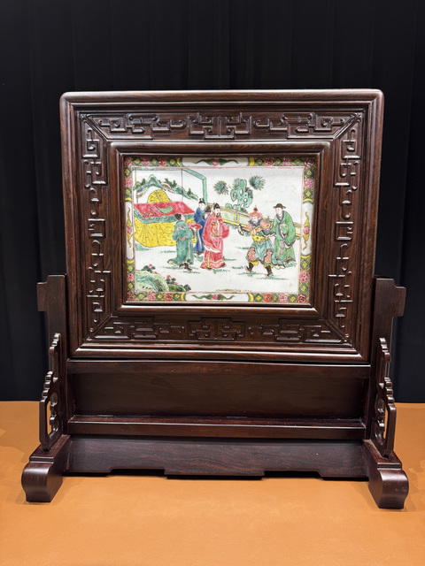 古玩陶瓷清雍正 粉彩人物紋瓷板真品鑒賞圖