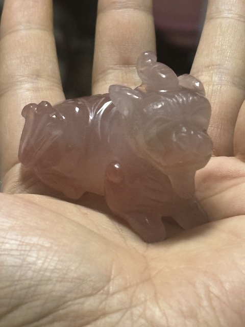 古玩玉器宋元·南紅瑞獸拍賣，當前價格38000元