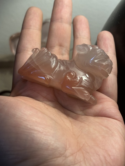 古玩玉器宋元·南紅瑞獸拍賣，當前價格38000元