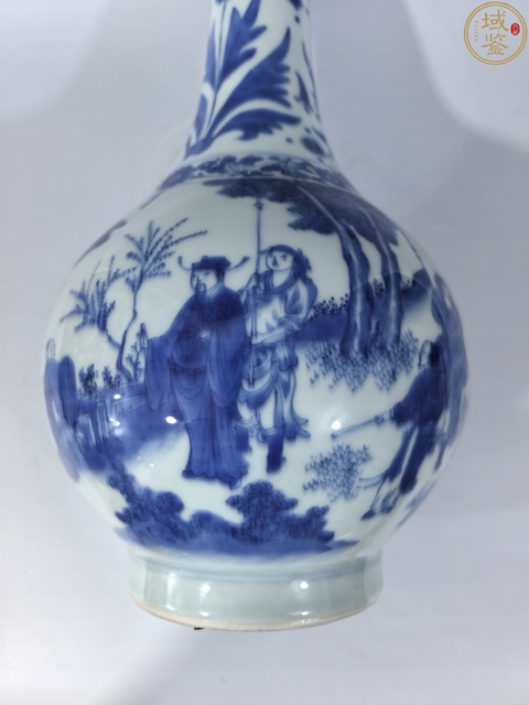 古玩陶瓷崇幀 青花人物故事紋長(zhǎng)頸瓶 （帶實(shí)物保真卡）拍賣，當(dāng)前價(jià)格68888元
