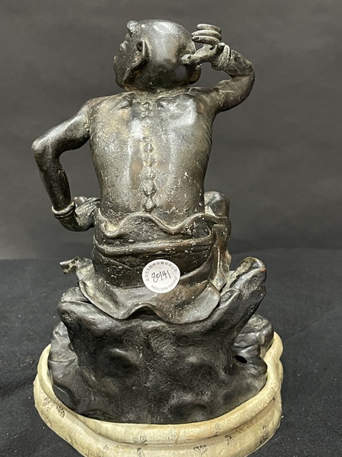 古玩銅器造像真品鑒賞圖