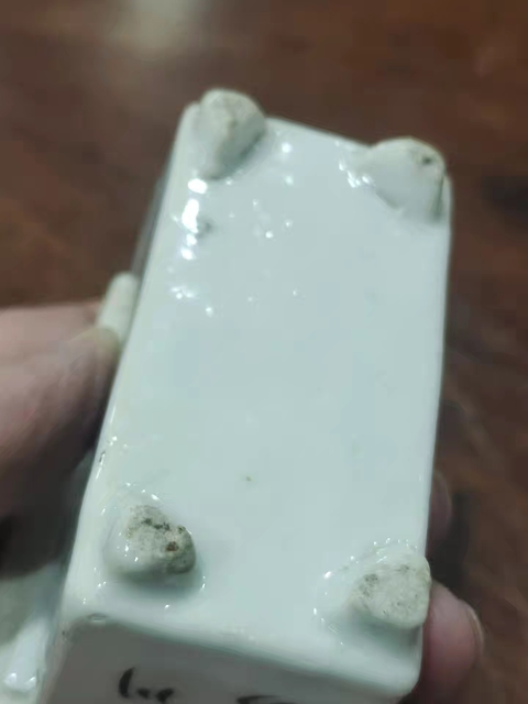 古玩陶瓷民國淺降彩硯滴真品鑒賞圖