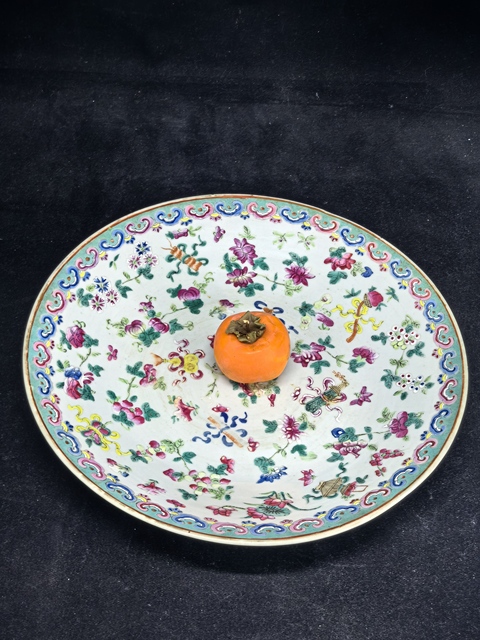 古玩陶瓷清代中晚期粉彩暗八仙紋大盤真品鑒賞圖