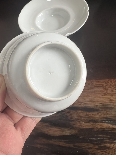 古玩陶瓷白胎蓋碗真品鑒賞圖