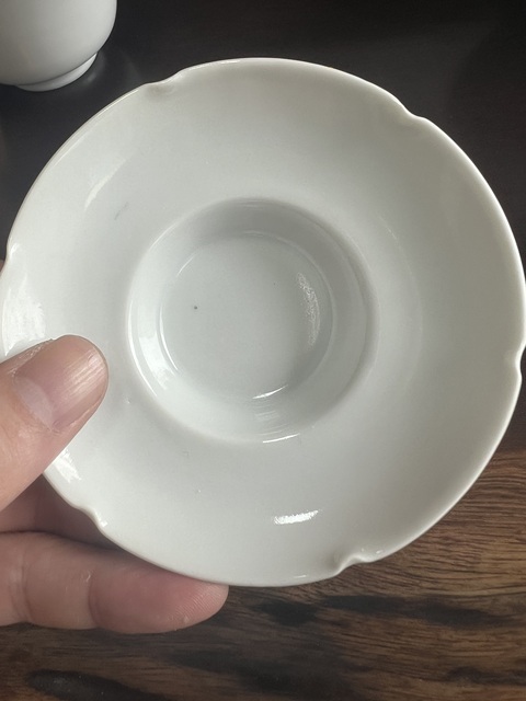 古玩陶瓷白胎蓋碗真品鑒賞圖