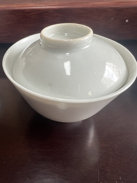 古玩陶瓷白釉蓋碗真品鑒賞圖