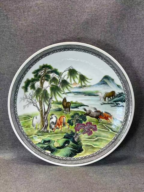 古玩陶瓷民國琺瑯彩八駿圖大盤拍賣，當前價格33333元