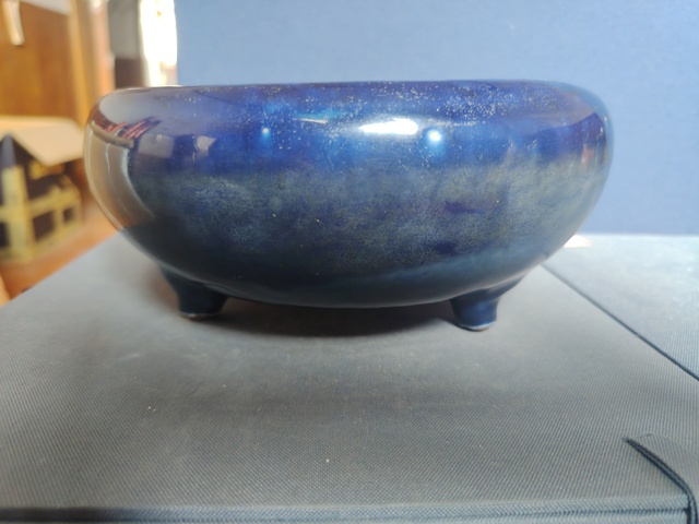 古玩陶瓷明末清初 祭藍(lán)釉香爐拍賣，當(dāng)前價格28000元