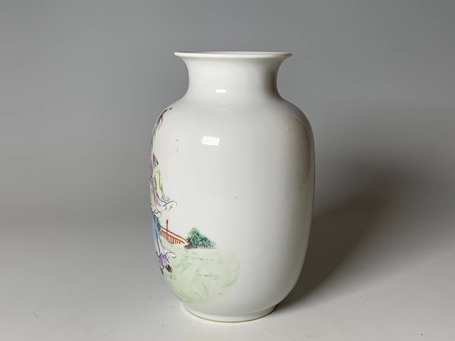 古玩陶瓷民國·粉彩陶淵明愛菊燈籠瓶拍賣，當前價格818元