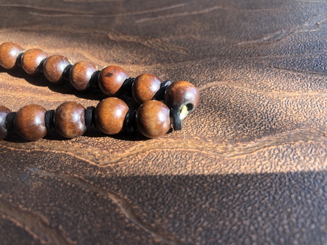 古玩雜項清代.檀香木手串拍賣，當(dāng)前價格888元