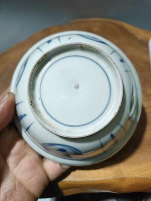 古玩陶瓷青花盤真品鑒賞圖