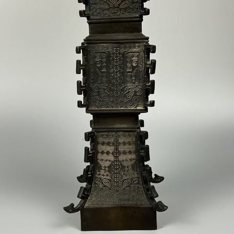 古玩銅器花觚真品鑒賞圖