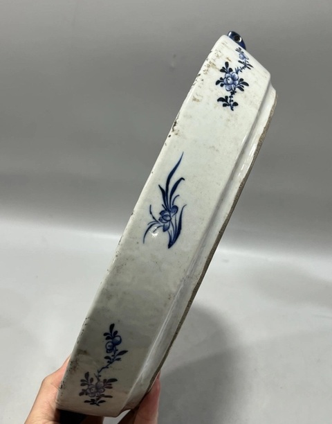 古玩陶瓷乾隆青花盤真品鑒賞圖