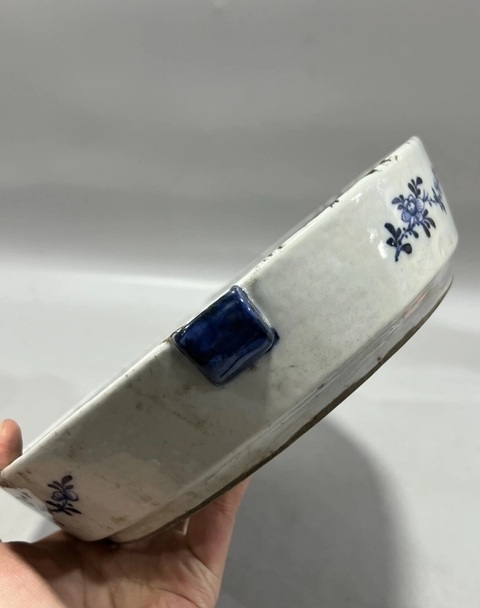 古玩陶瓷乾隆青花盤真品鑒賞圖