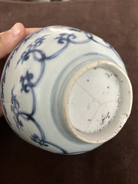 古玩陶瓷青花花卉紋碗真品鑒賞圖